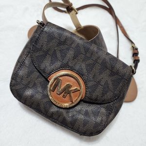 PRE-OWNED MICHAEL MICHAEL KORS FULTON SMALL CROSSBODY BAG